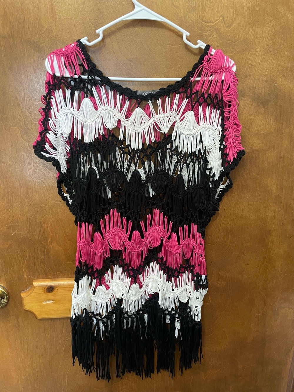 Roz & Ali Pink Crochet Fringe Top